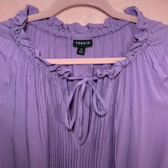 EUC torrid Sleeveless Top - Picture 3 of 4